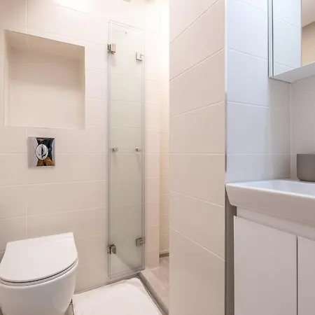 Town Place - 1 Bedroom Appartamento