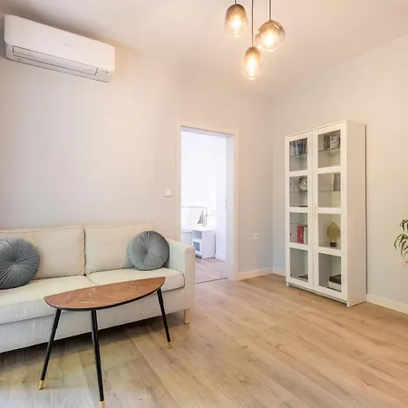 Town Place - 1 Bedroom Apartment Sofia
