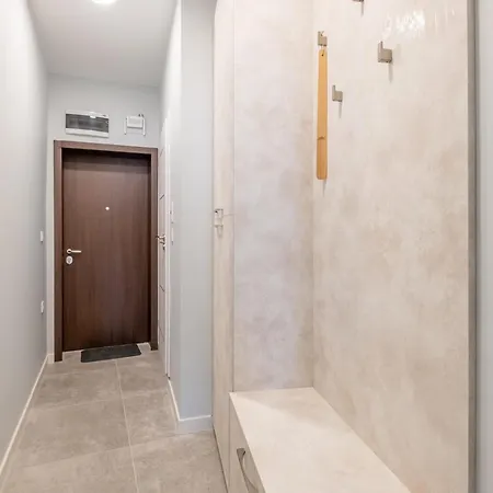 Town Place - 1 Bedroom *
